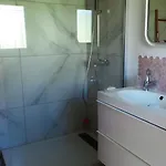 Les Arbousiers Bed and Breakfast