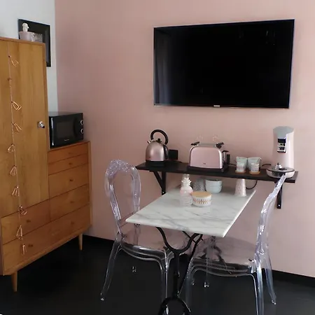 Les Arbousiers Отель типа 