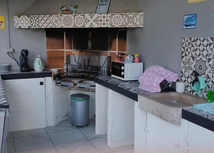 Les Arbousiers Saint-Raphael (Var)